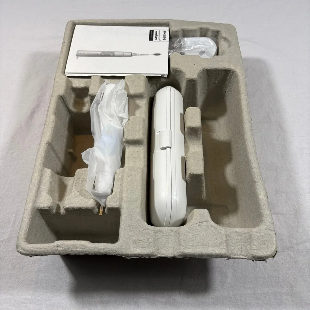 Philips Sonicare Optimal Clean Rechargeable Sonic Toothbrush and‎ Case- One Set
